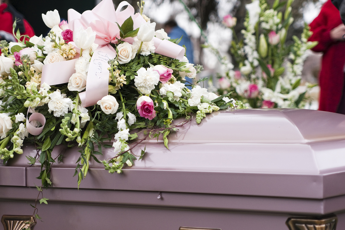 How to Arrange a Funeral: A Step-by-Step Guide