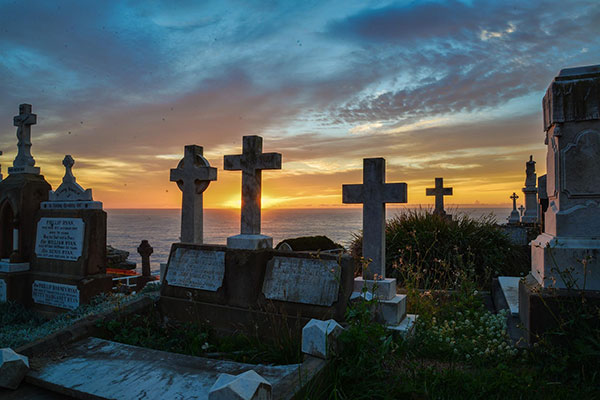 Support and information about unattended funerals