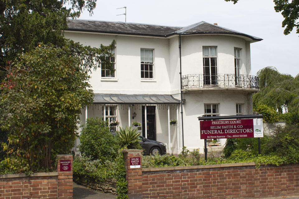 Selim Smith & Co. (Dignity Funeral Directors)